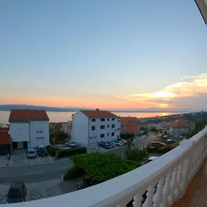ellenőrizze a rendelkezésre állást