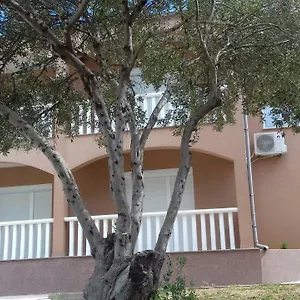 With A Parking Space Okrug Gornji, Ciovo - 13859 Apartman