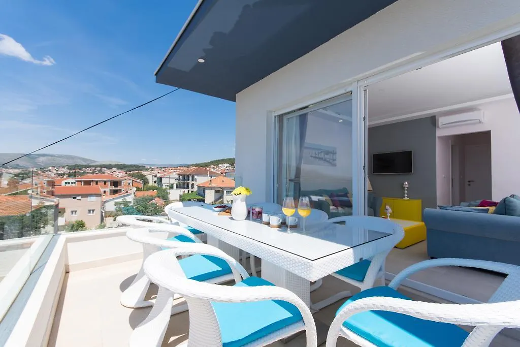 Apartments Soho Трогир 0*,  Хорватия